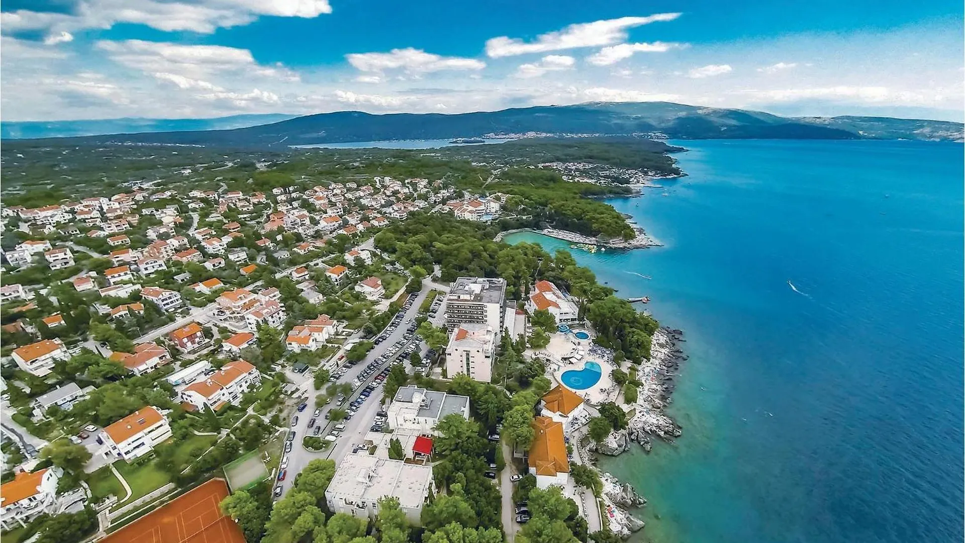1 Bedroom Cozy Apartment In Krk Крк